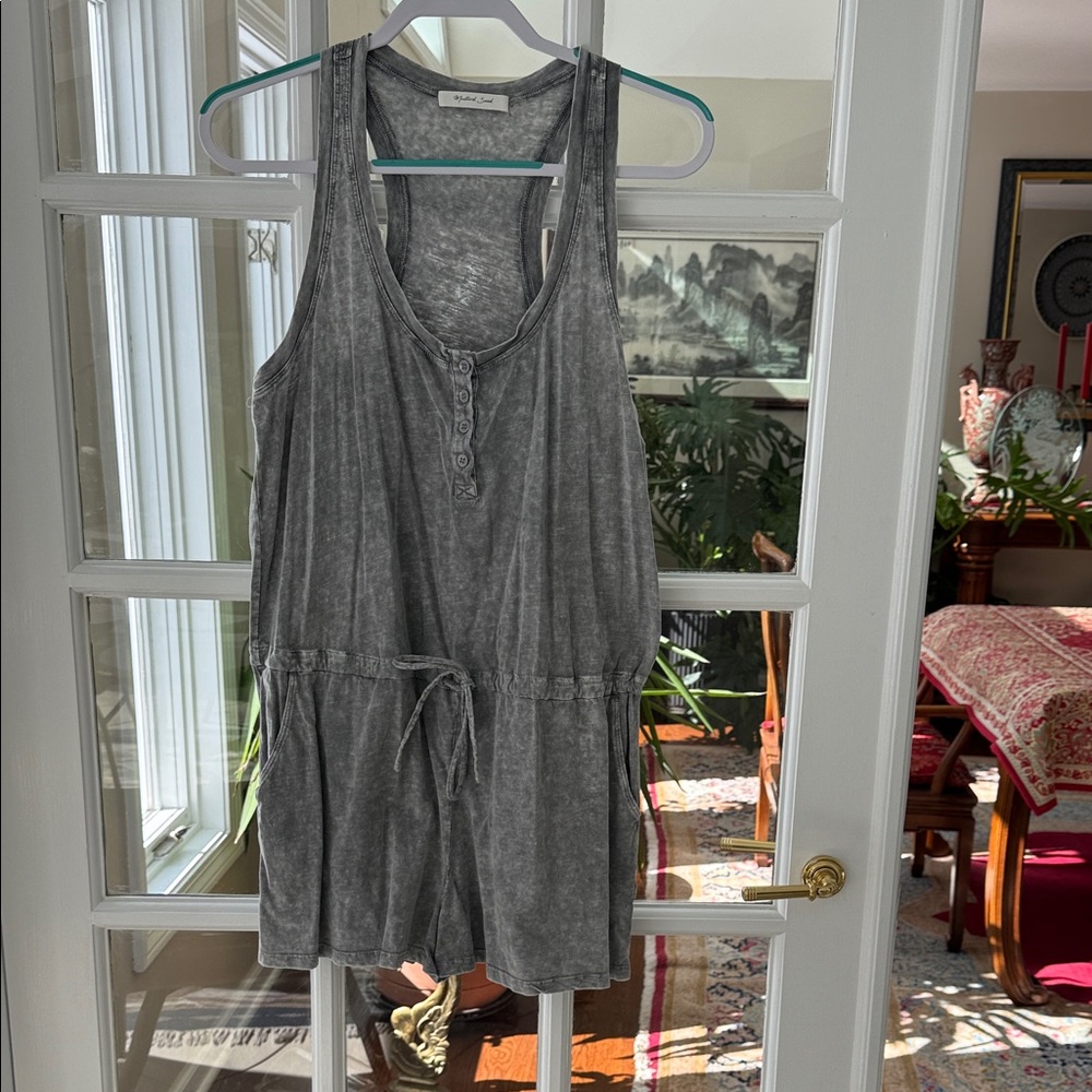 Mustard Seed Heather Gray romper Size M